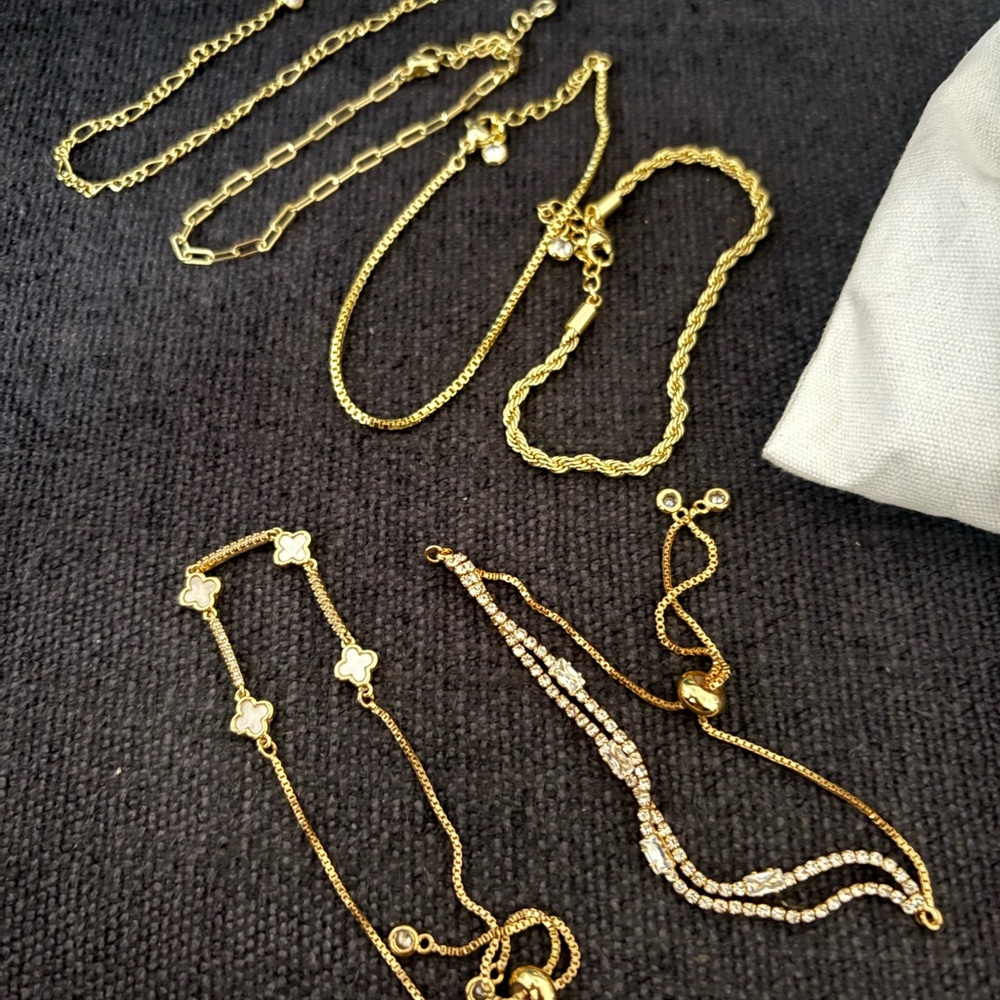 Elegant Gold-Tone bracelet set